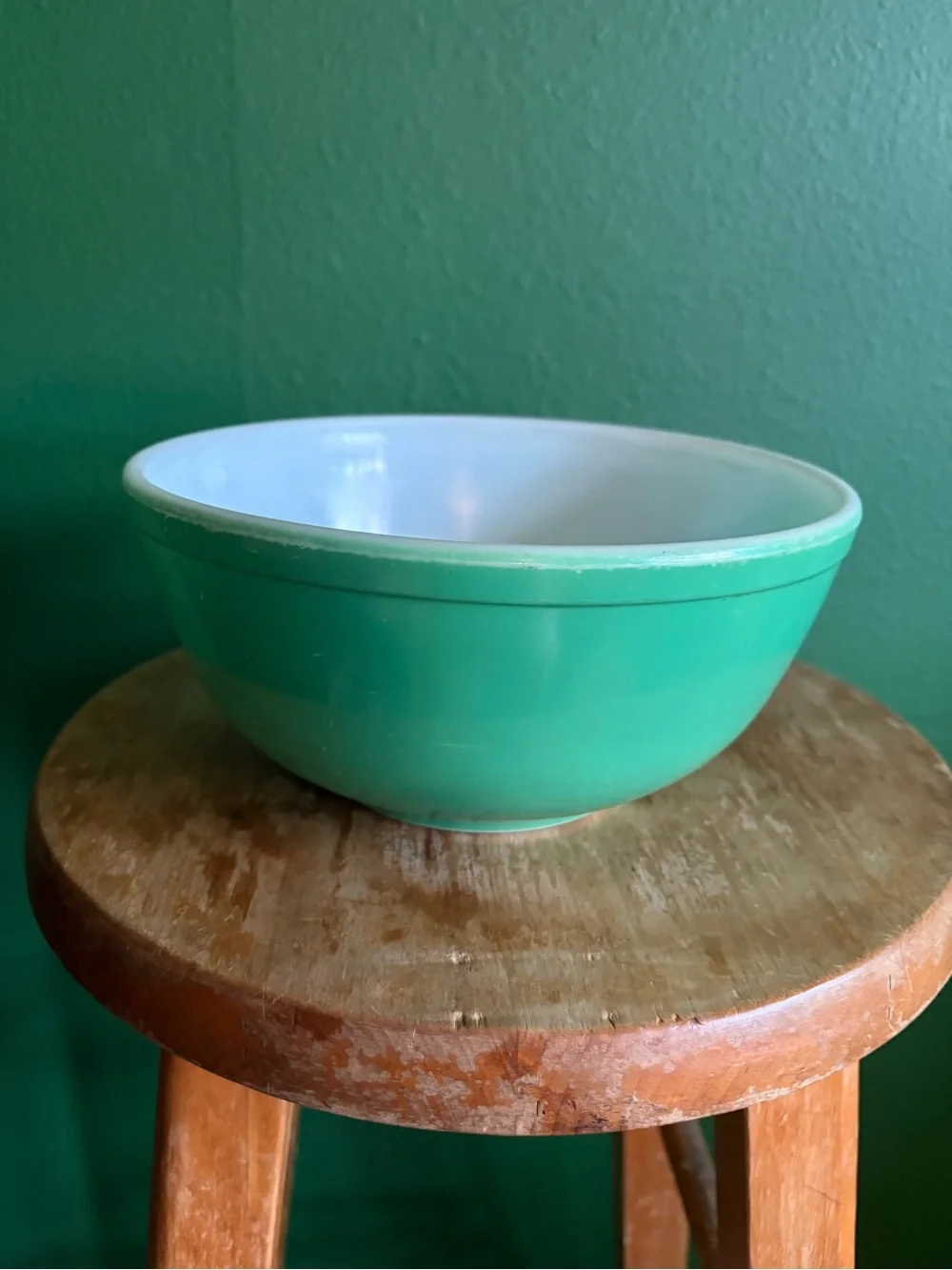 Vintage Pyrex 403 Nesting Bowl in Primary Green